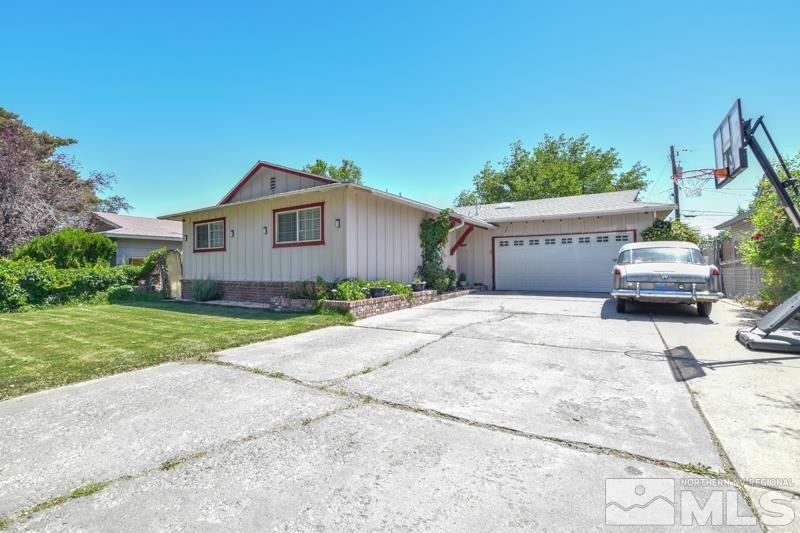 1450 Kirkham Way Reno, NV 89503 - Photo 2 of 20 a house view with a garden space