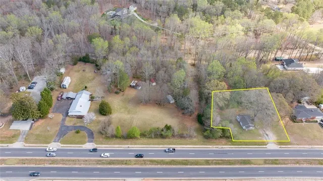 $399,000 | 4577 Winder Highway, Flowery Branch, GA 30542