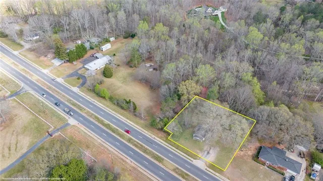 $399,000 | 4577 Winder Highway, Flowery Branch, GA 30542