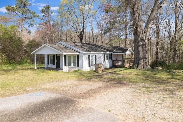 $399,000 | 4577 Winder Highway, Flowery Branch, GA 30542