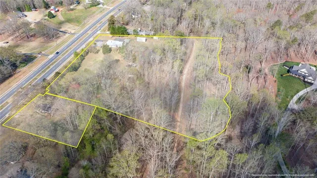 $399,000 | 4577 Winder Highway, Flowery Branch, GA 30542