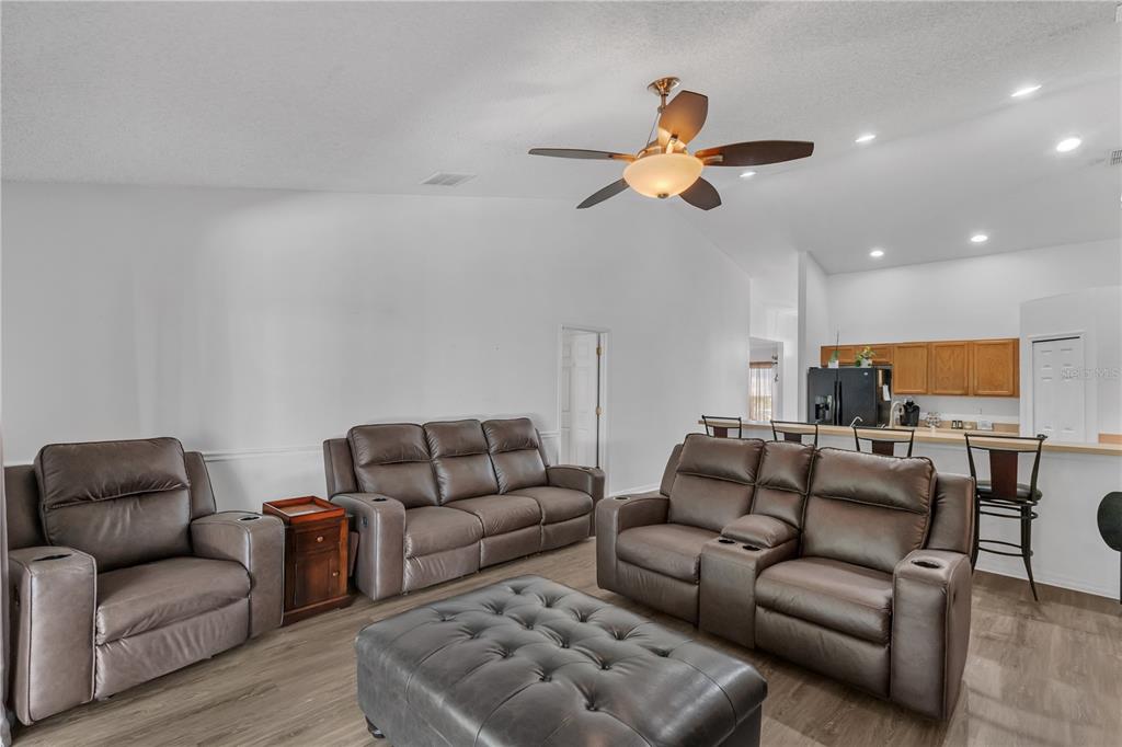 2926 Foraker Way Kissimmee, FL 34758 - Photo 19 of 43
