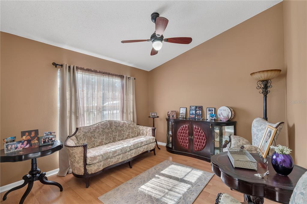 2926 Foraker Way Kissimmee, FL 34758 - Photo 10 of 43