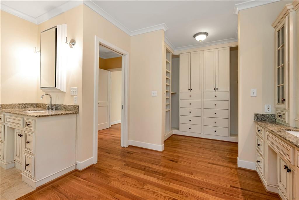 6960 Riverside Drive Atlanta, GA 30328 - Photo 22 of 53