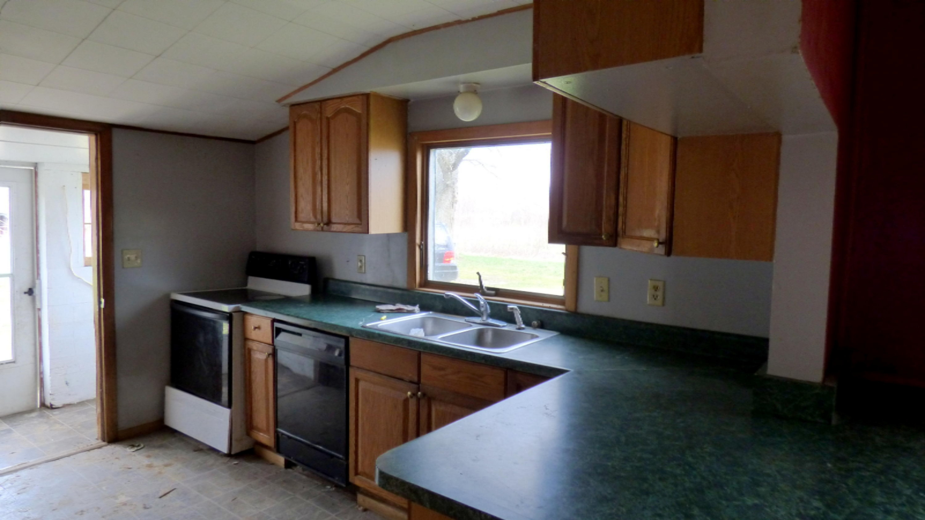 51466 Ball Road Dowagiac, MI 49047 - Photo 8 of 18 P1050904