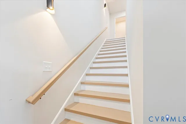 $284,999 | 405 Shore Street, Petersburg, VA 23803