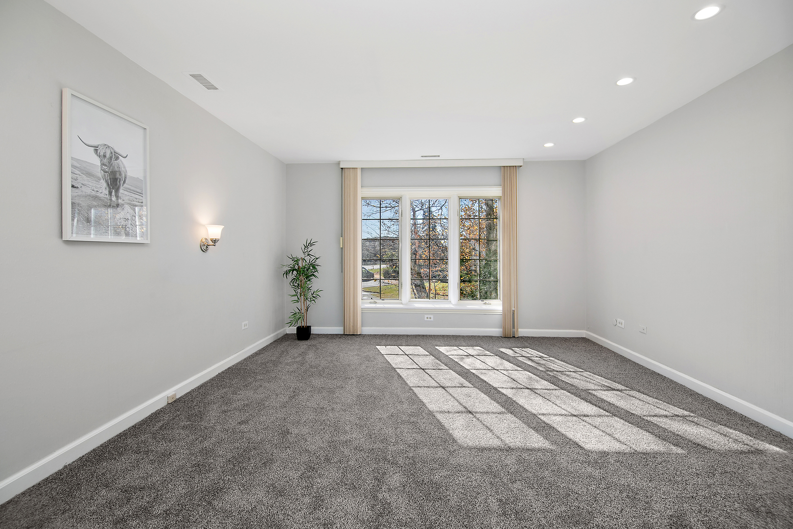 3427 Vollmer Road, Unit 202 Flossmoor, IL 60422 - Photo 21 of 27 a view of an empty room with a window