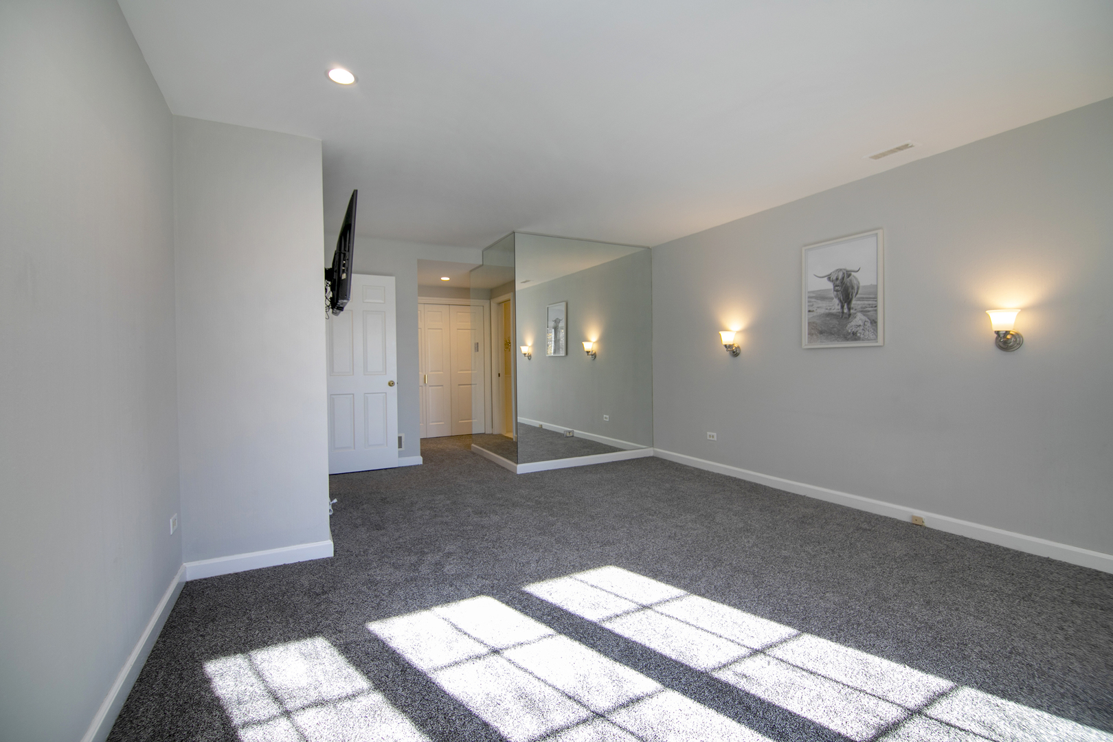 3427 Vollmer Road, Unit 202 Flossmoor, IL 60422 - Photo 22 of 27 an empty room with windows