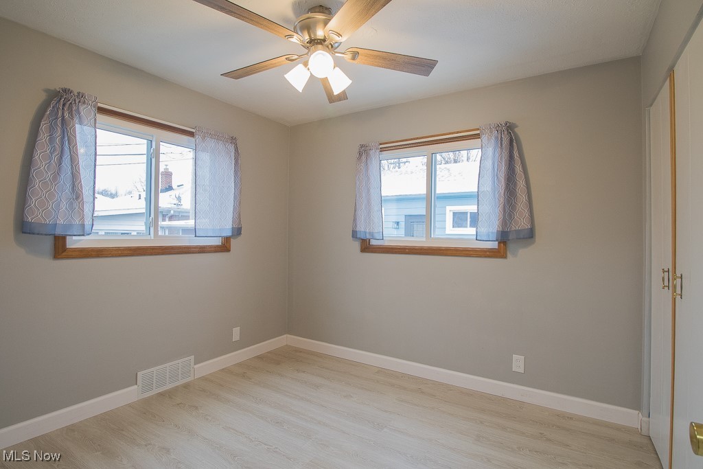 782 Pendley Road Willowick, OH 44095 - Photo 13 of 24 Back right Bedroom #2