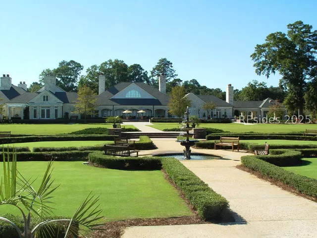 $919,000 | 77 Belfair Oaks Boulevard, Bluffton, SC 29910