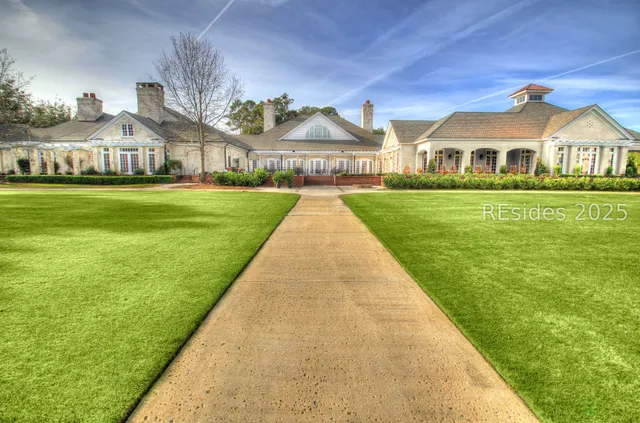 $919,000 | 77 Belfair Oaks Boulevard, Bluffton, SC 29910