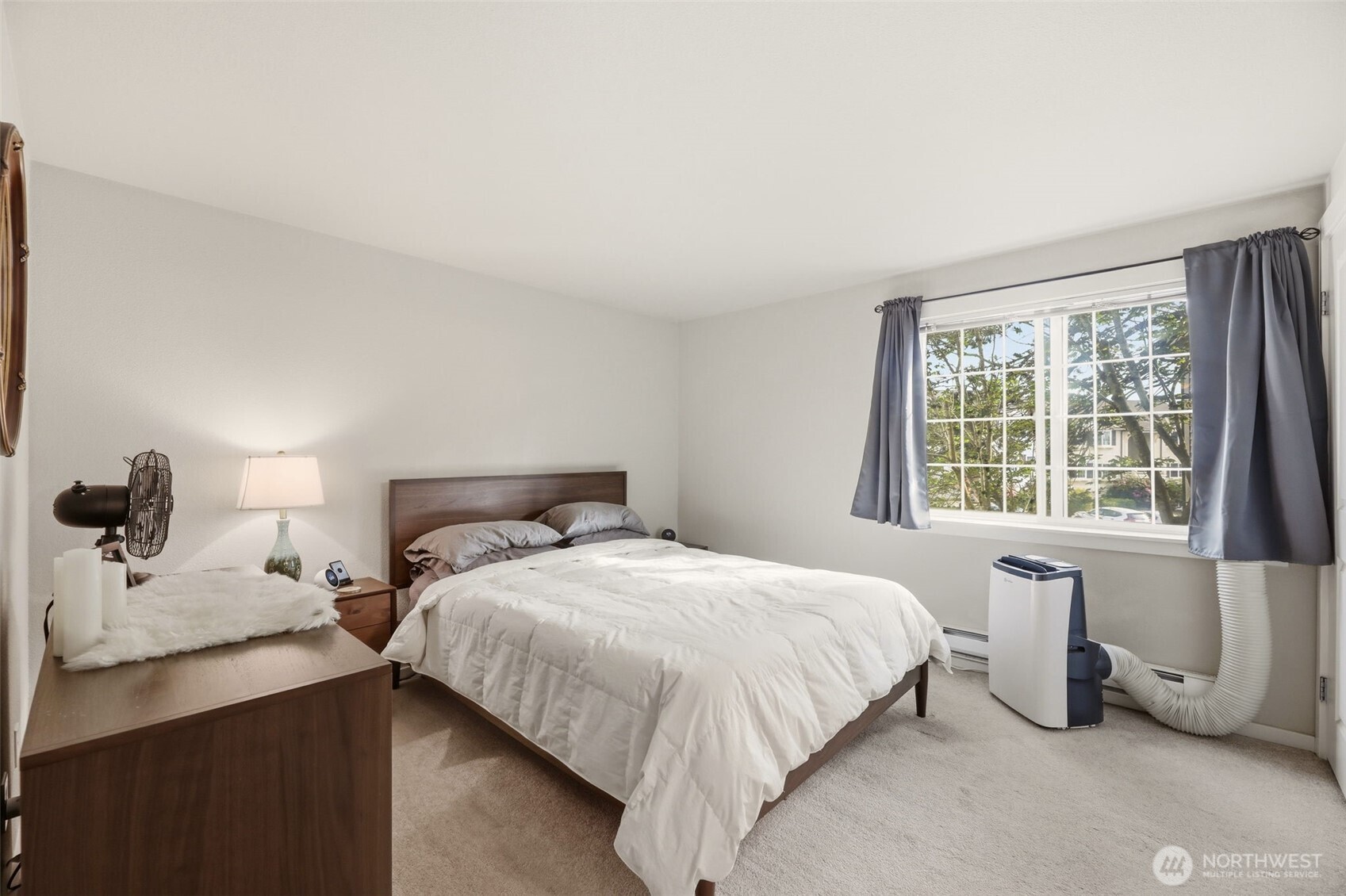 12404 East Gibson Road, Unit H301 Everett, WA 98204 - Photo 17 of 32