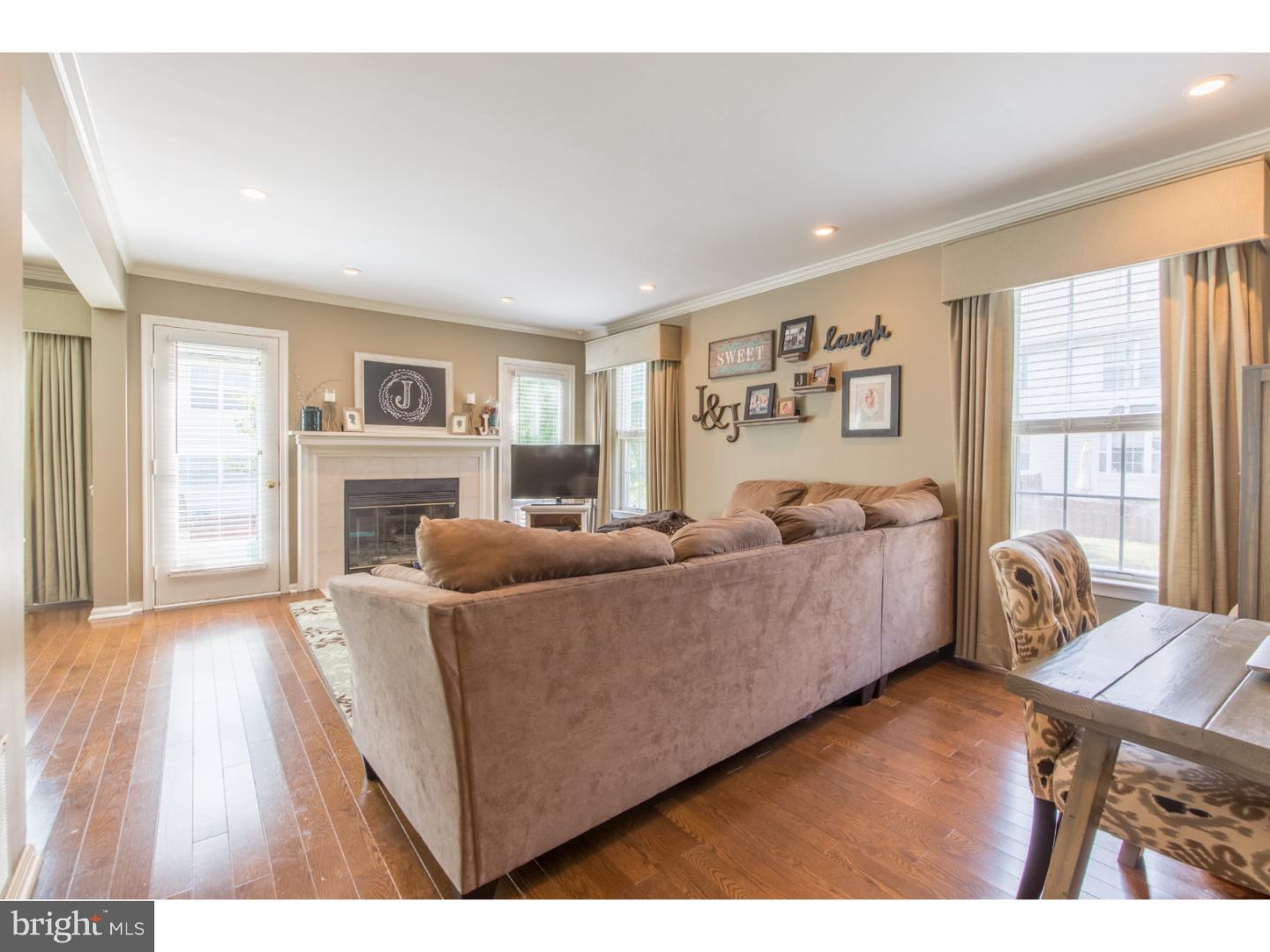 1627 Covington Road, Unit 14 Yardley, PA 19067 - Photo 3 of 25 Living Room