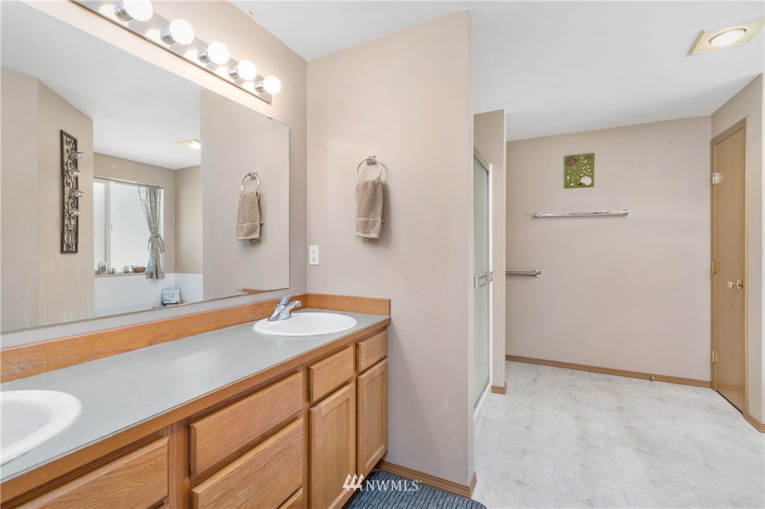 58 Elk Ridge Drive Cathlamet, WA 98612 - Photo 17 of 37 Gallery Image 17