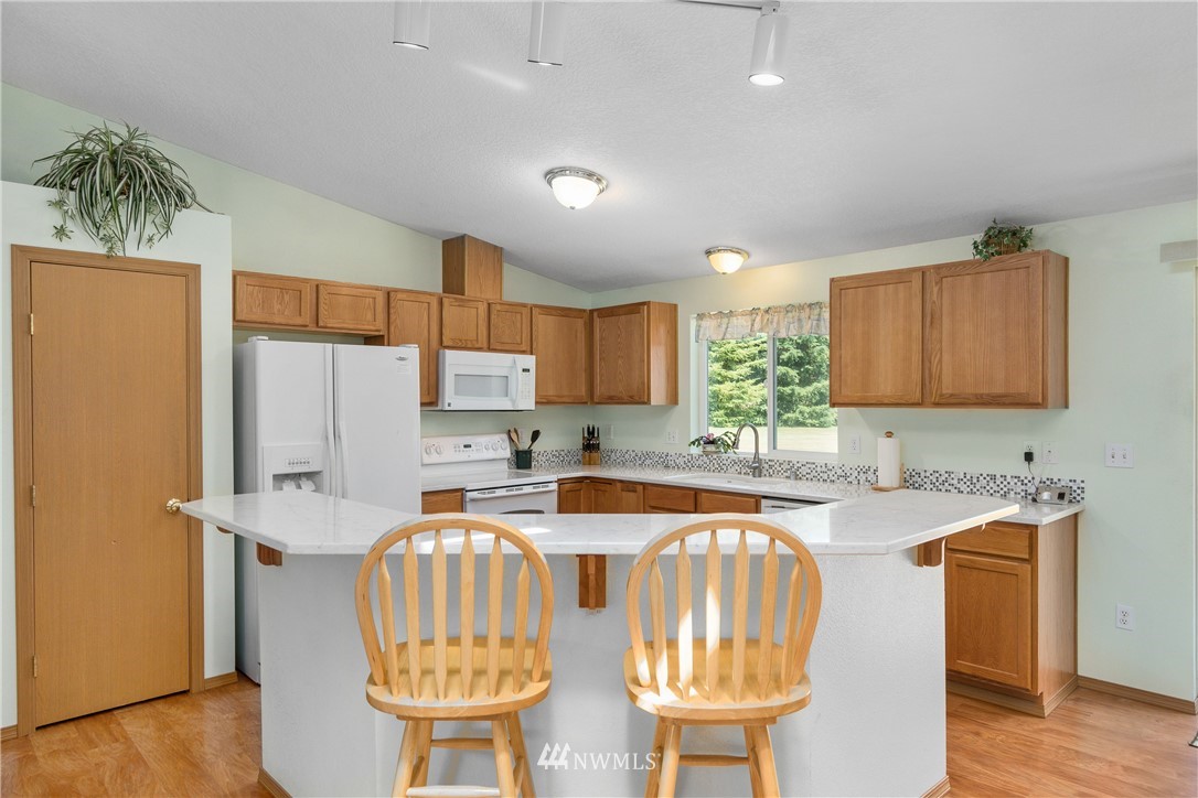58 Elk Ridge Drive Cathlamet, WA 98612 - Photo 5 of 37 Gallery Image 5