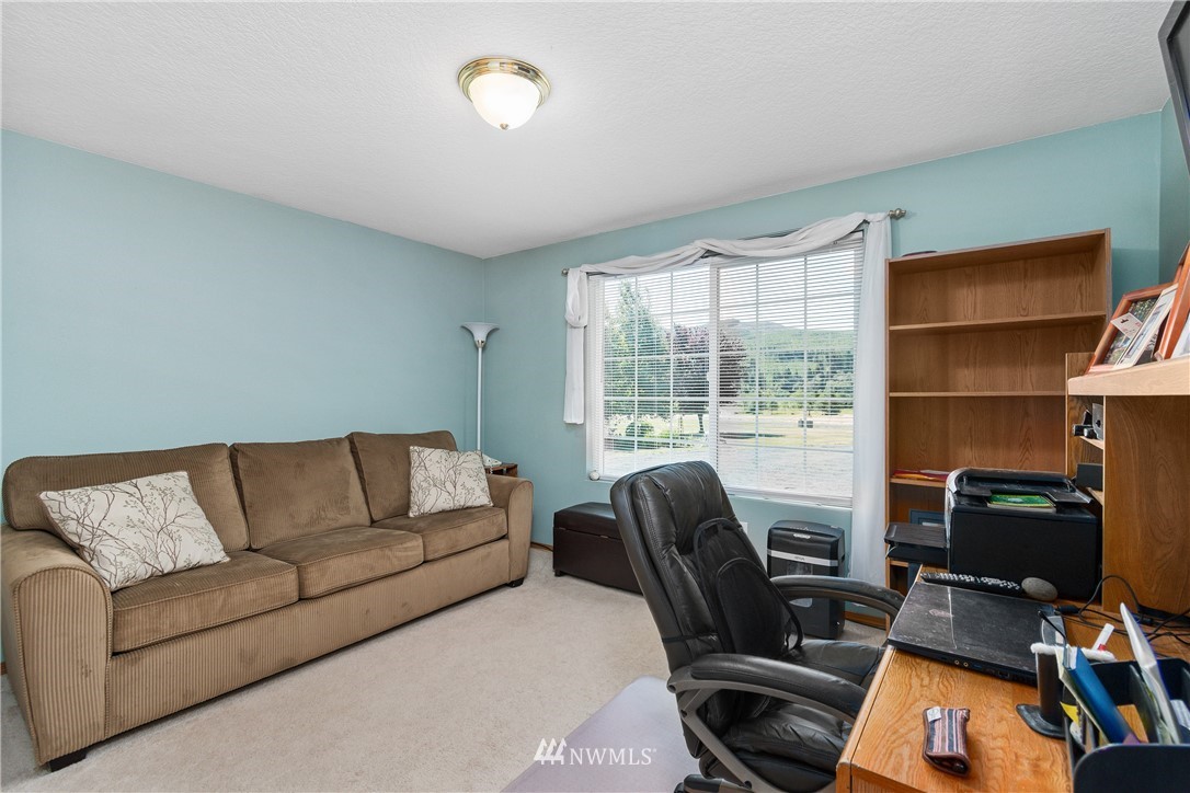 58 Elk Ridge Drive Cathlamet, WA 98612 - Photo 10 of 37 Gallery Image 10
