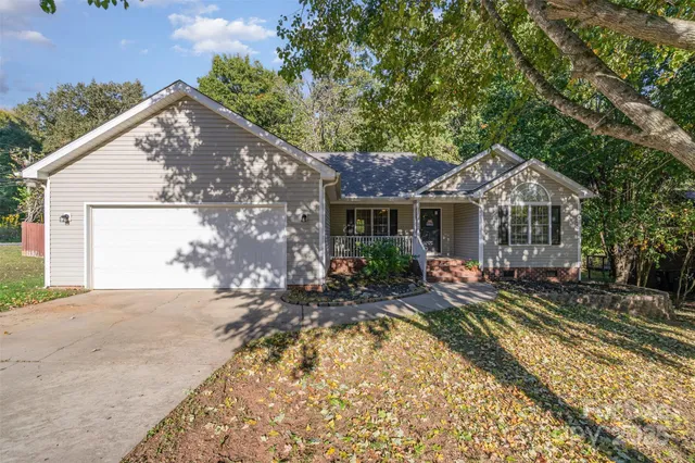 $352,000 | 605 Beavers Cove Lane Northwest, Concord, NC 28027