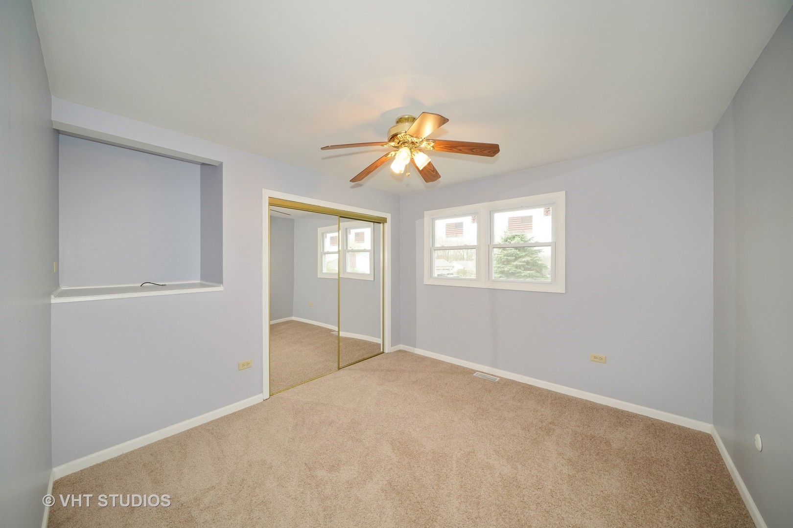 904 Knollside Road New Lenox, IL 60451 - Photo 4 of 16 a view of an empty room with a window