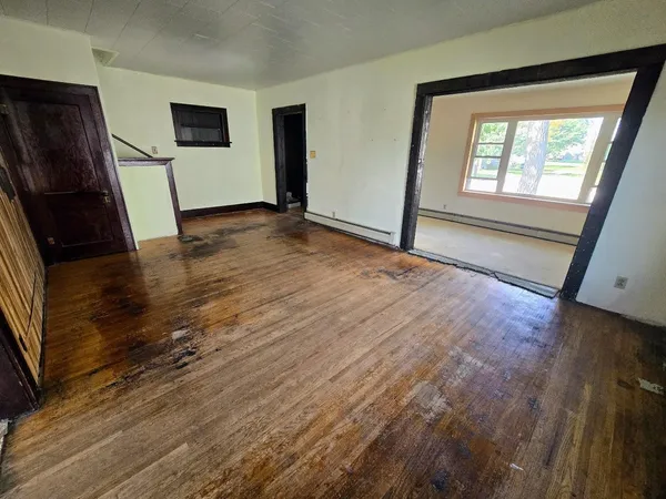 $124,500 | 109 5th Avenue Southeast, Pipestone, MN 56164