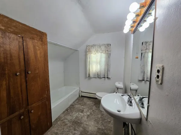 $124,500 | 109 5th Avenue Southeast, Pipestone, MN 56164