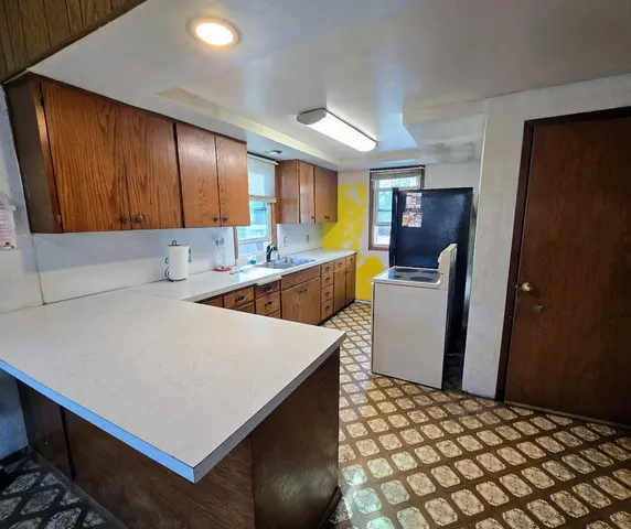 $129,000 | 109 5th Avenue Southeast, Pipestone, MN 56164