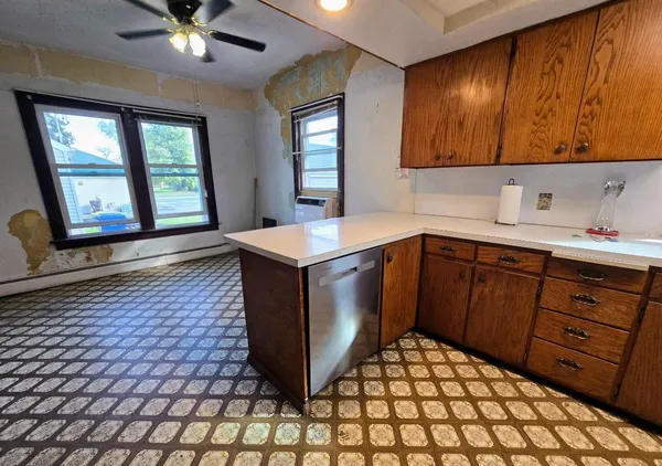 $124,500 | 109 5th Avenue Southeast, Pipestone, MN 56164