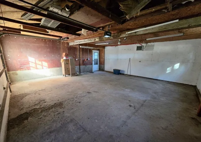 $129,000 | 109 5th Avenue Southeast, Pipestone, MN 56164