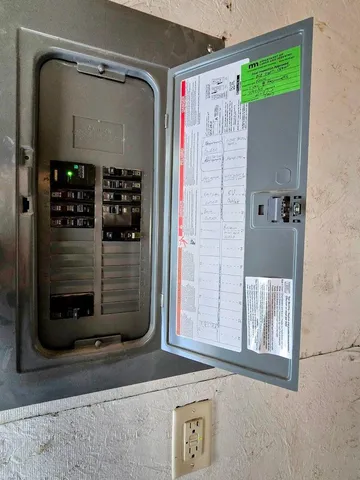 $129,000 | 109 5th Avenue Southeast, Pipestone, MN 56164