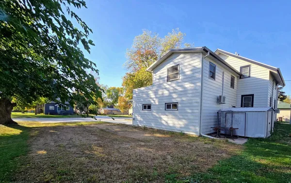 $124,500 | 109 5th Avenue Southeast, Pipestone, MN 56164