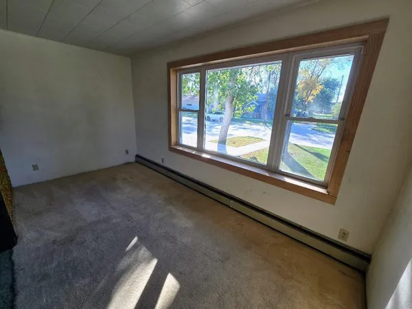 $124,500 | 109 5th Avenue Southeast, Pipestone, MN 56164