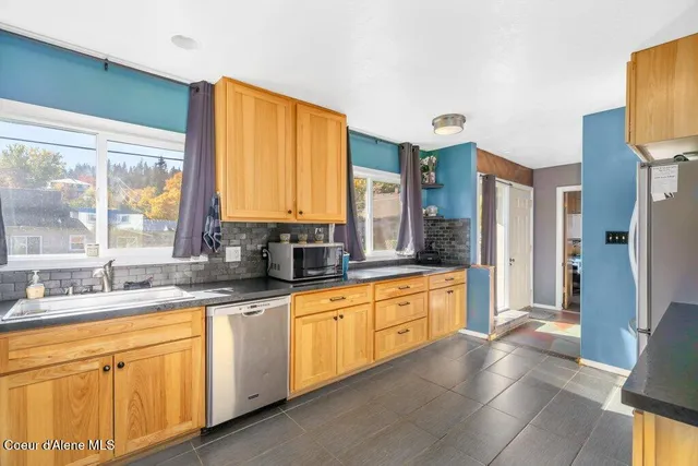 $450,000 | 1000 Washington Avenue, St. Maries, ID 83861