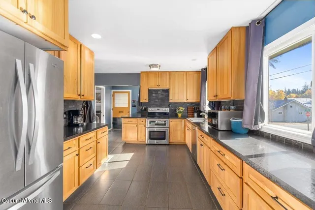 $450,000 | 1000 Washington Avenue, St. Maries, ID 83861