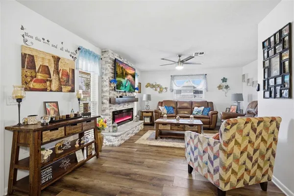 $250,000 | 509 South Monroe Street, Beverly Hills, FL 34465