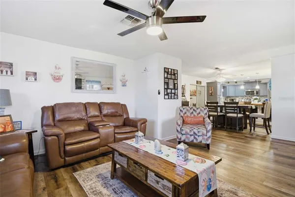 $250,000 | 509 South Monroe Street, Beverly Hills, FL 34465