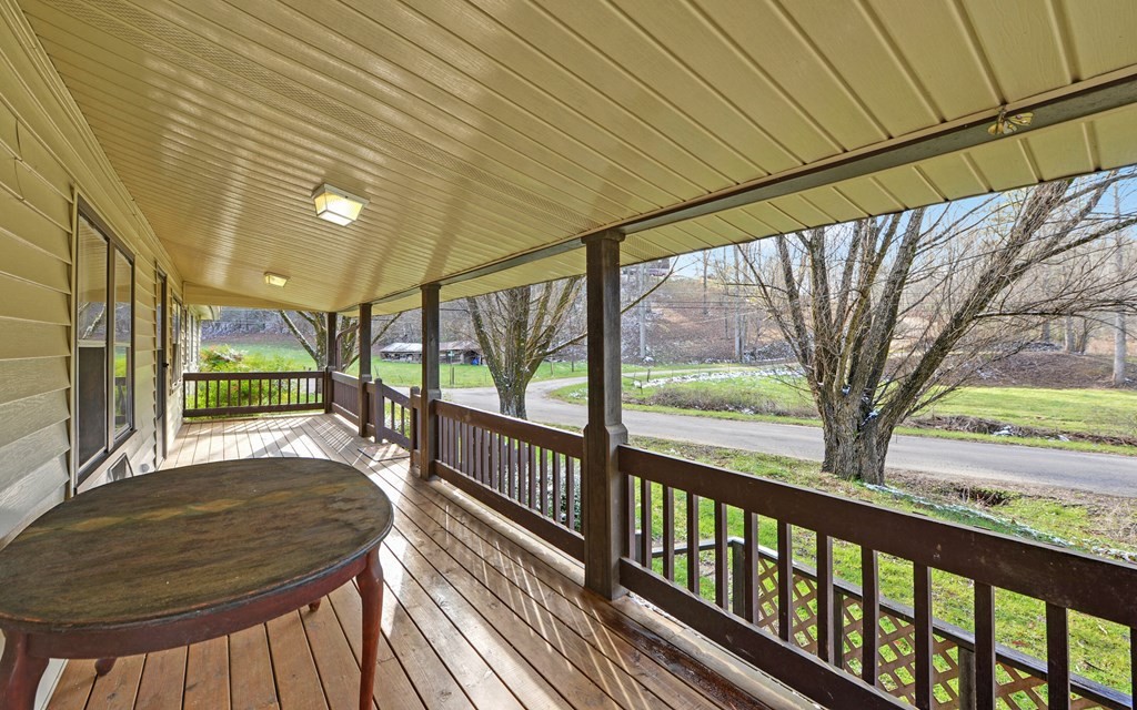 224 Smith Road Copperhill, TN 37317 - Photo 3 of 37 Gallery Image 3