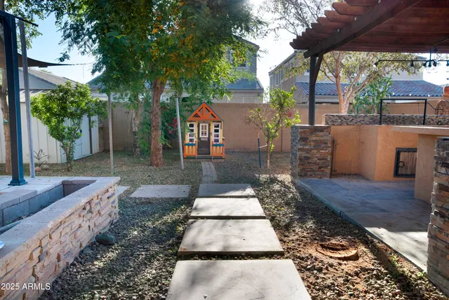 $2,695 | 42275 West Calle Street, Maricopa, AZ 85138