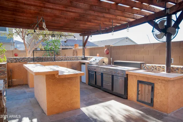 $2,695 | 42275 West Calle Street, Maricopa, AZ 85138