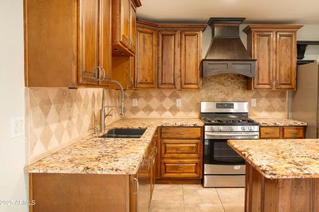 $2,695 | 42275 West Calle Street, Maricopa, AZ 85138