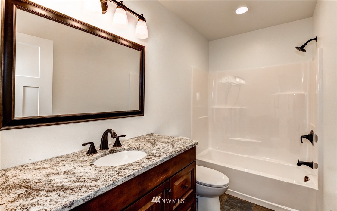 318 Manley Road Bellingham, WA 98229 - Photo 14 of 25 Gallery Image 14