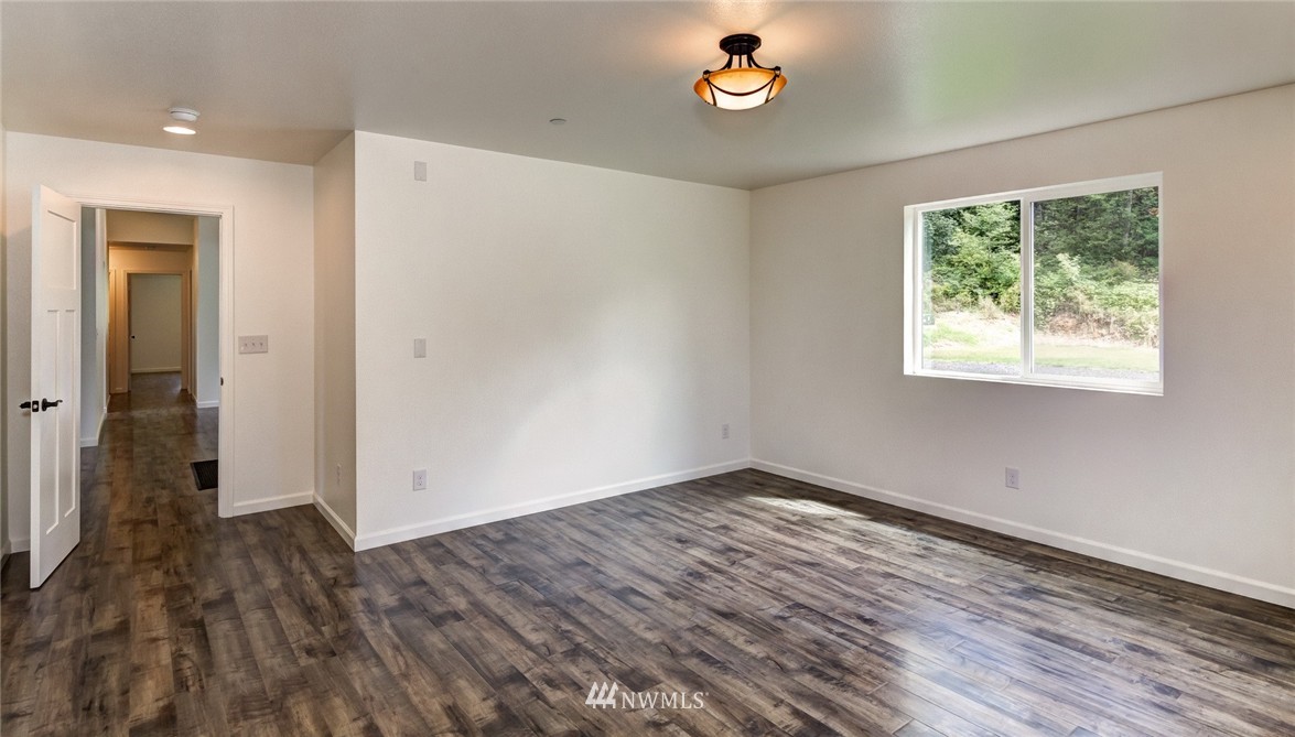 318 Manley Road Bellingham, WA 98229 - Photo 16 of 25 Gallery Image 16