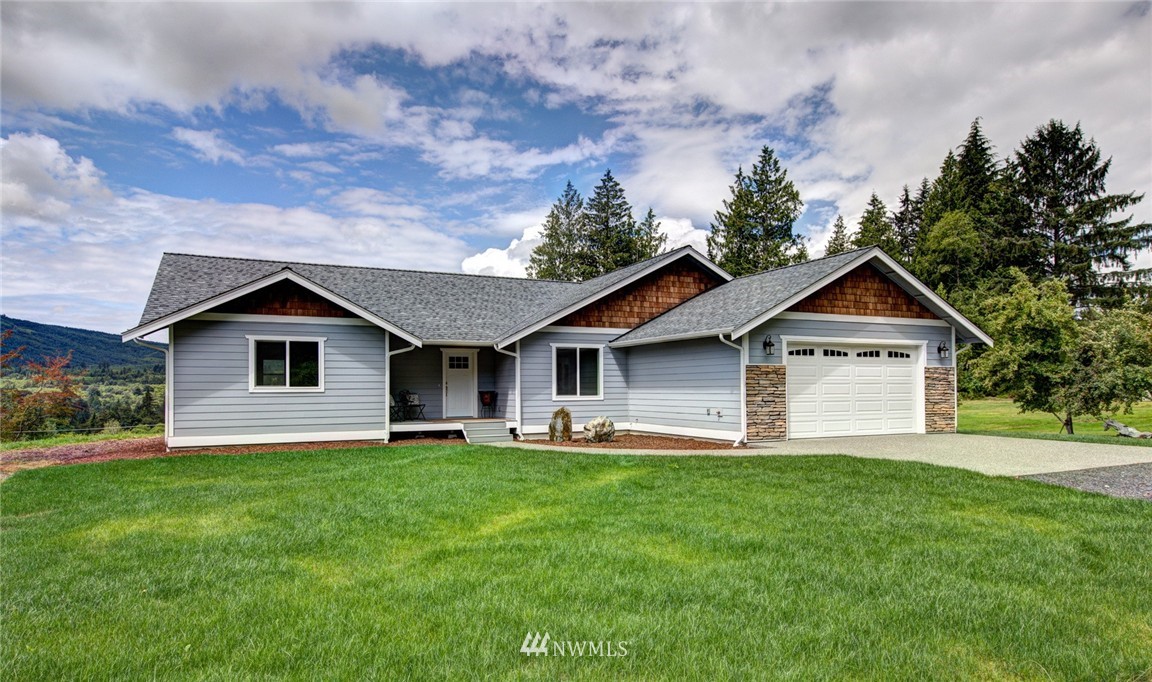 318 Manley Road Bellingham, WA 98229 - Photo 3 of 25 Gallery Image 3