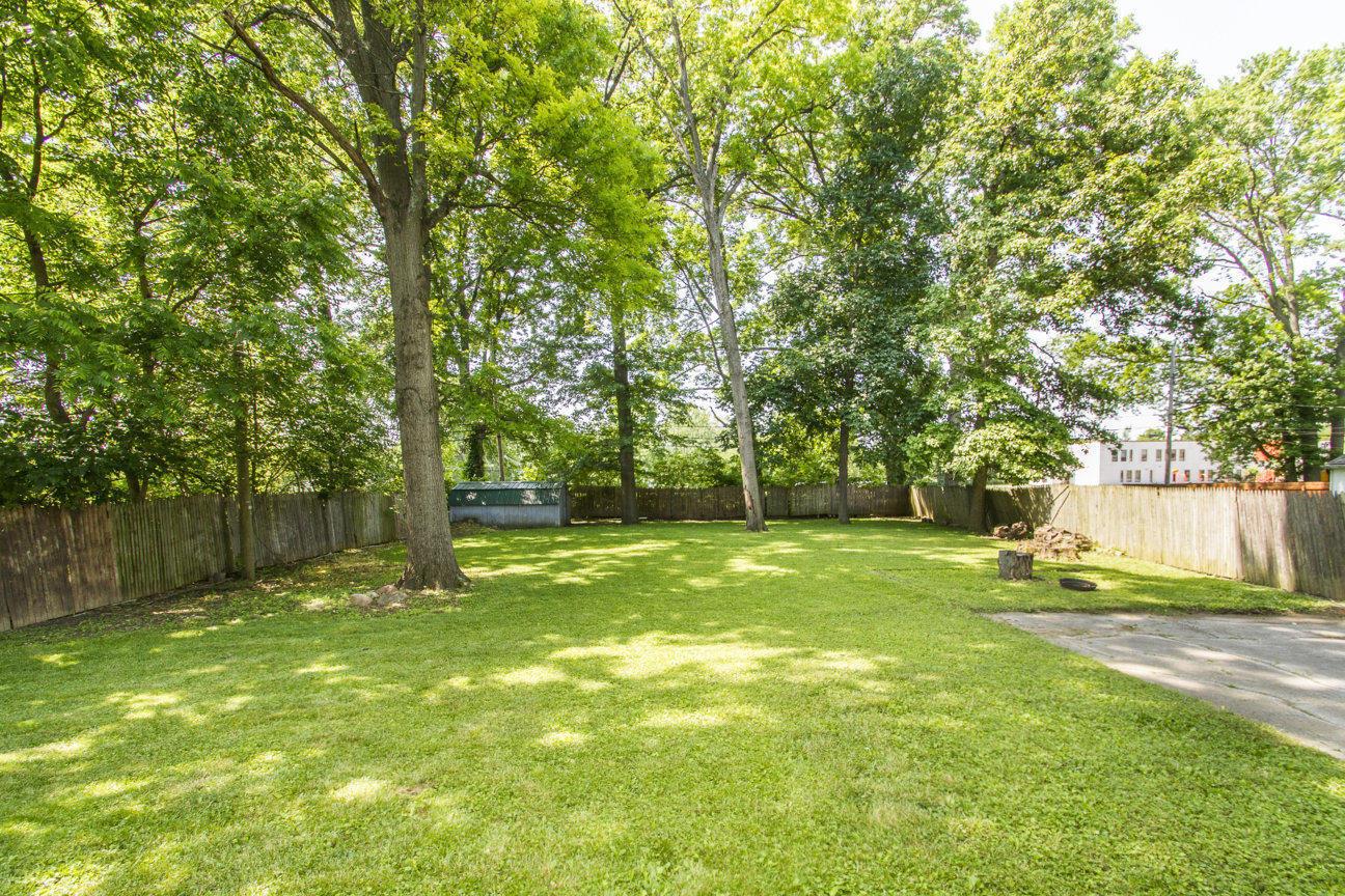 1621 Case Road Columbus, OH 43224 - Photo 32 of 35