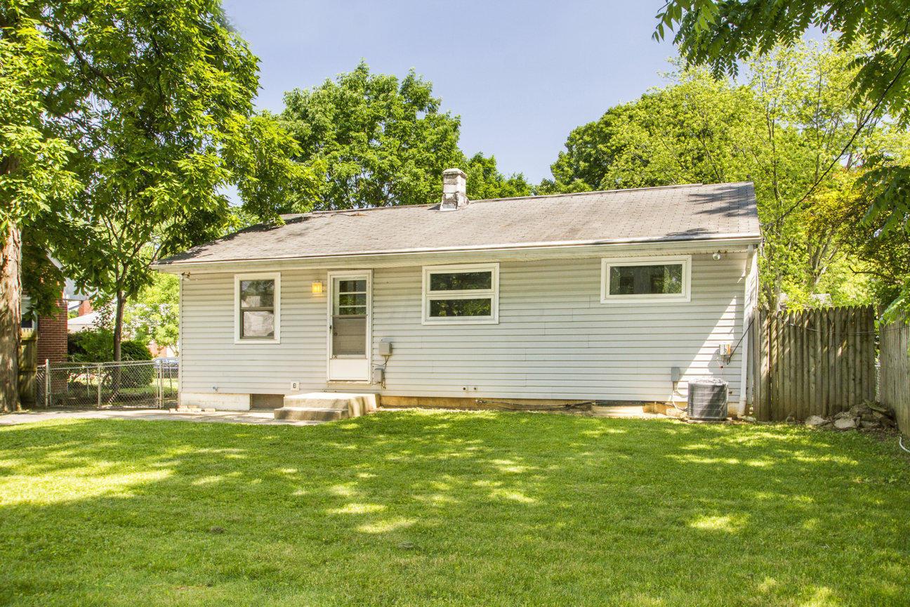 1621 Case Road Columbus, OH 43224 - Photo 34 of 35