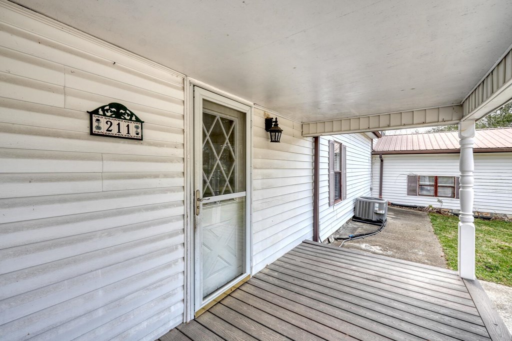 211 Ada Street Blue Ridge, GA 30513 - Photo 13 of 53