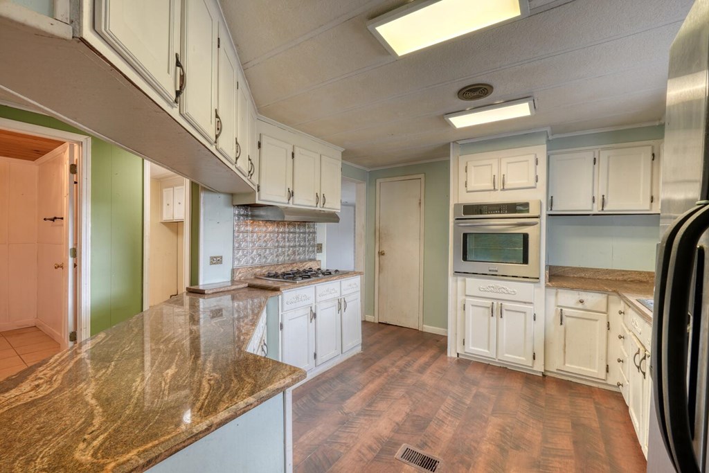 211 Ada Street Blue Ridge, GA 30513 - Photo 22 of 53