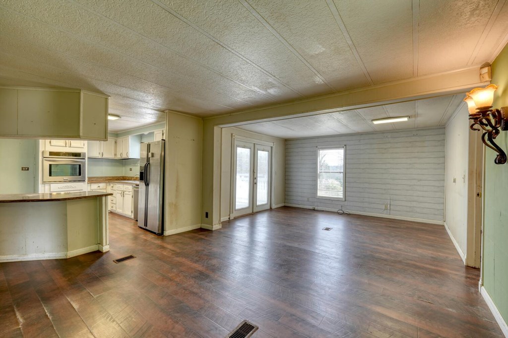 211 Ada Street Blue Ridge, GA 30513 - Photo 25 of 53