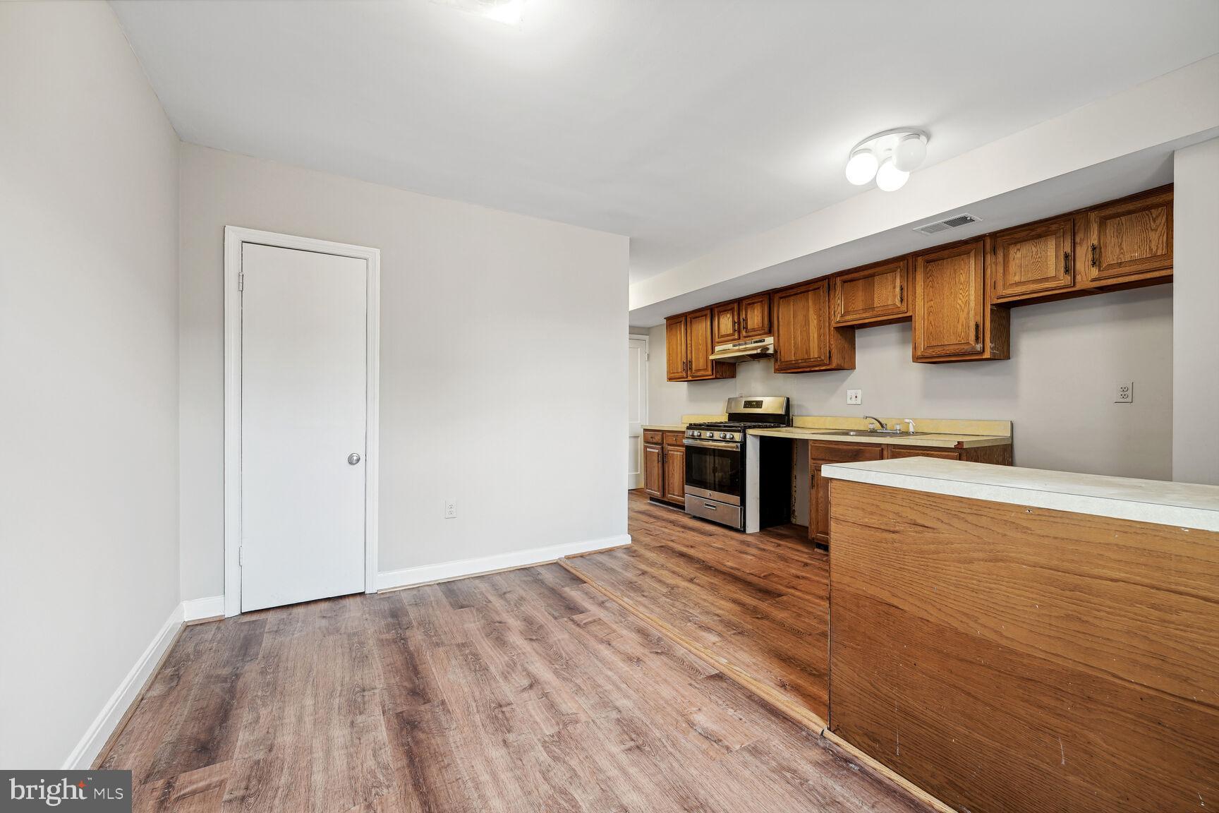 1734 E Street Northeast Washington, DC 20002 - Photo 6 of 14