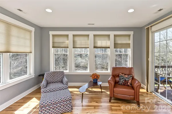 $824,000 | 37 Creekside View Drive, Asheville, NC 28804