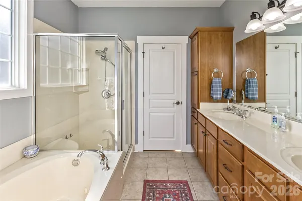 $824,000 | 37 Creekside View Drive, Asheville, NC 28804