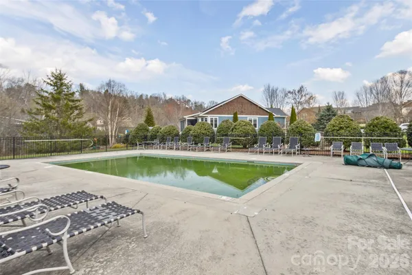 $824,000 | 37 Creekside View Drive, Asheville, NC 28804